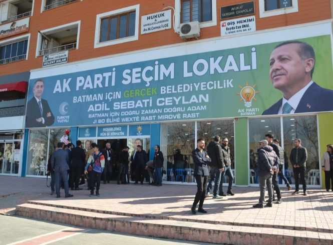 AK PARTİ SEÇİM LOKALİ AÇILDI