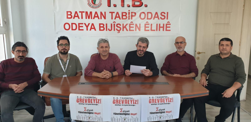 BATMAN TABİP ODASI VE SES'TEN YÖNETMELİK PROTESTOSU