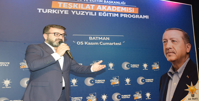 BATMANDA ‘TÜRKİYE YÜZYILI’ KONFERANSI