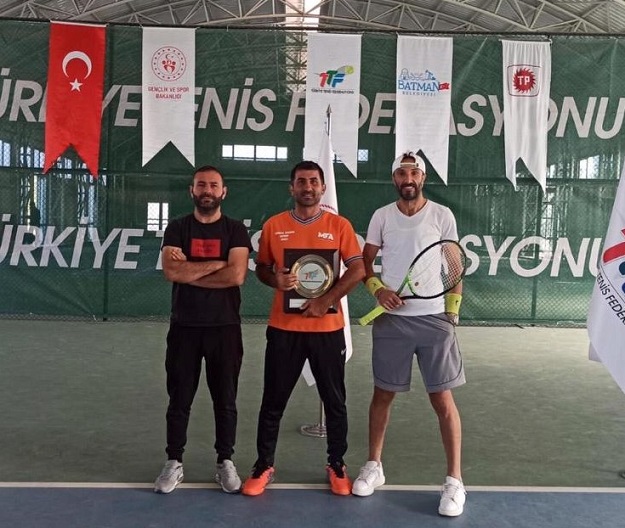 GENÇLİK SPOR TENİS’TE TÜRKİYE FİNALİNDE