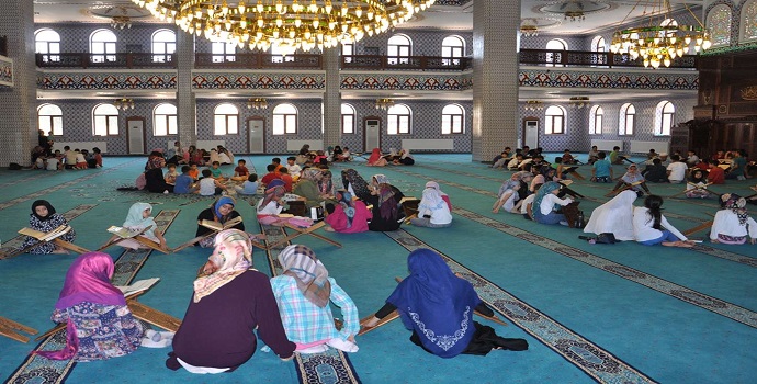 HAYDİ ÇOCUKLAR CAMİYE