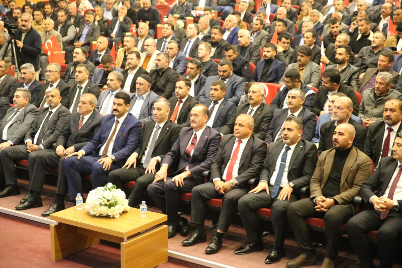 MHP SİİRT’TE “BİR VE BİRLİKTE HİLAL’E DOĞRU DEDİ