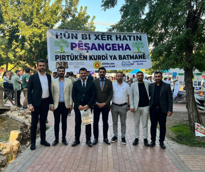 BARO BAŞKANI VE YÖNETİMİ KÜRTÇE KİTAP FUARI AÇILIŞINA KATILDI