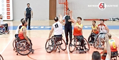 BASKETÇİLER KIZILTEPE'DEN ELİ BOŞ DÖNDÜ