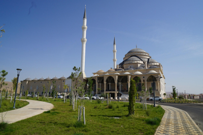 BATI RAMAN'DA CAMİ İNŞAATI TAMAMLANMAK ÜZERE