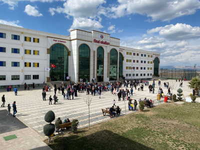 FİNAL OKULLARI "BURSLULUK VE KABUL SINAVI" BAŞVURULARI DEVAM EDİYOR