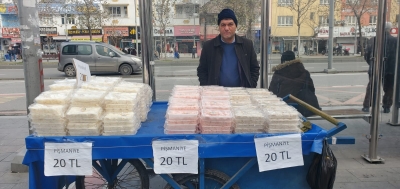 GÜNDE 300 PAKET SATILIYOR