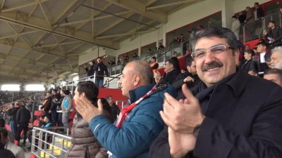 NASIROĞLU: PETROLSPOR’UMUZDAN GALİBİYET SERİSİ BEKLİYORUZ