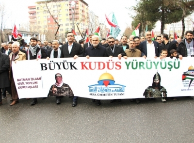 'KUDÜS ÜMMETİN DAVASIDIR'