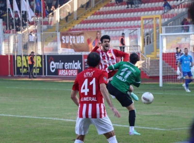 Lider Pazarspor deplasmanında