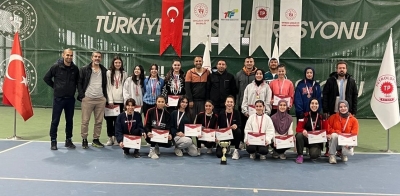 Liseler Arası Tenis Şampiyonları Belli Oldu