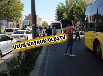 Mekanik arıza, trafiği kilitledi