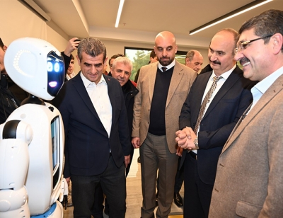 Necat Nasıroğlu Vakfı’ndan Eğitime Robotik Destek