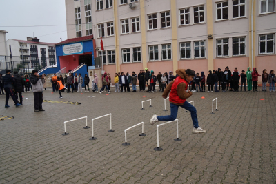 ÖĞRENCİLER İÇİN SPOR PARKURU