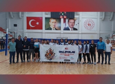 Okul sporları voleybol maçlarıyla başladı