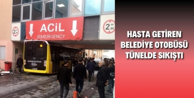 OTOBÜS TÜNELE SIKIŞTI 