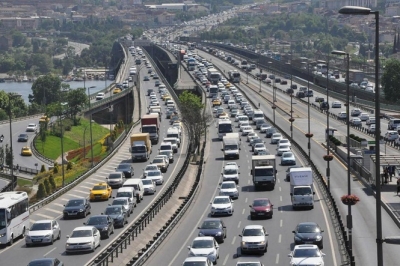 OTOYOL  VE KÖPRÜ GEÇİŞLERİNE ZAM