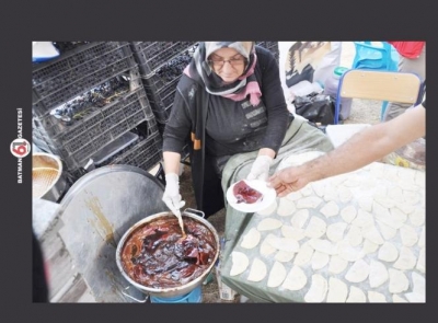 Pekmez kazanları 'kahk tatlısı' için kaynatıldı