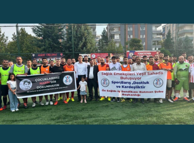 SAĞLIK İŞÇİLERİ FUTBOL TURNUVASINDA TER DÖKÜYOR