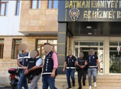 Siber suçlardan gözaltına alınan 12 kişi tutuklandı