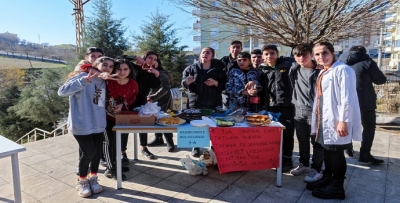 SMA HASTALARI İÇİN KERMES DÜZENLENDİ