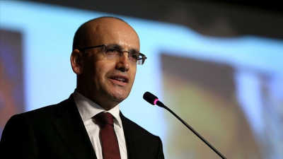 BAKAN MEHMET ŞİMŞEK'TEN EKONOMİDE DENGELENME MESAJI