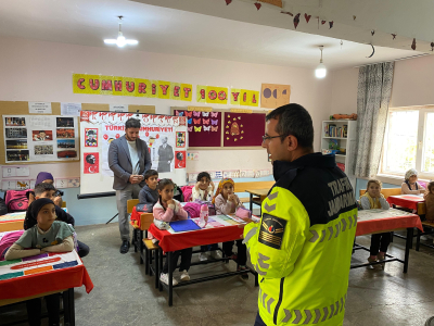 HASANKEYF’TE KÖY OKULLARINDA TRAFİK EĞİTİMİ